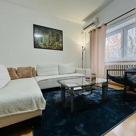 Black&ginger Apartment